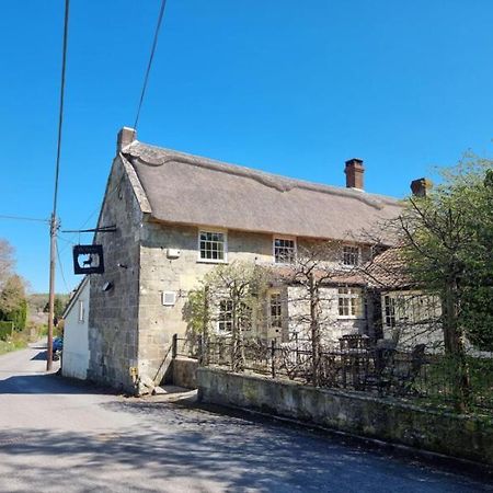The Forester Shaftesbury Exterior foto